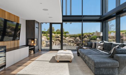 Devon's Edge 8