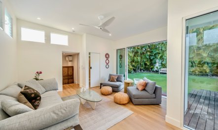 Lanikai Bloom 7