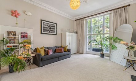 The London Peony 5