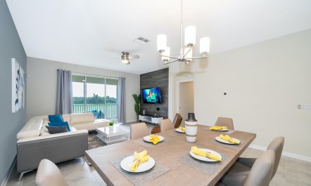 Orlando Aura 4