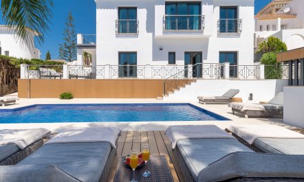 Elviria on High