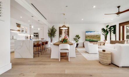 Oceanfront Embrace 8