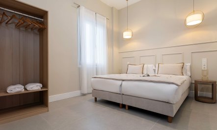Granada Rest 9