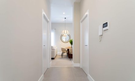 Granada Rest 8