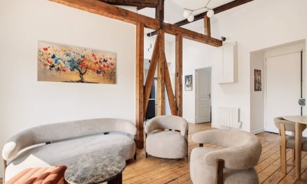 Beams above Voltaire 3