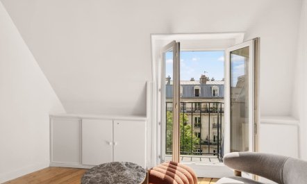Beams above Voltaire 4