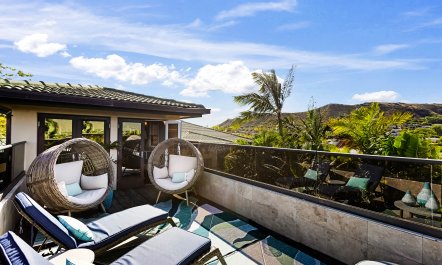 Koi & Diamond Head 3