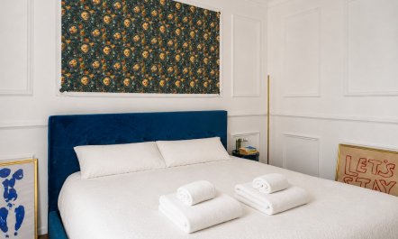 Blue, Gold & Ivory 9