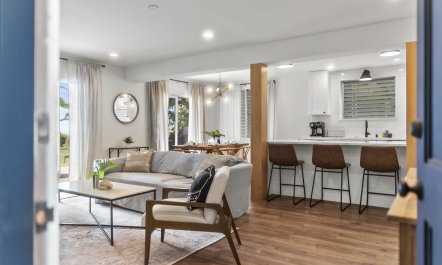 Pacific Diamond 6