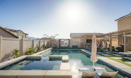 Luxe & Light