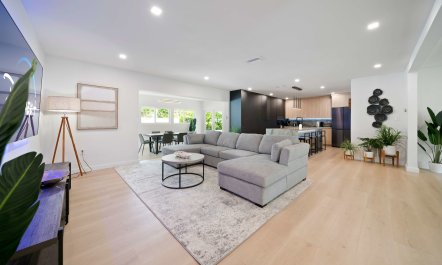 Biscayne Palms 1
