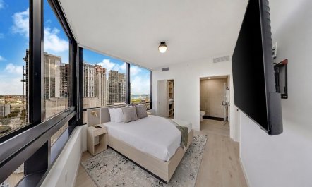 Glass and Biscayne 7