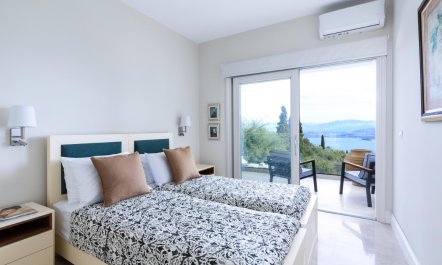 Ionian Glasshouse 9