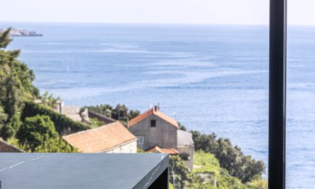 Adriatic Glass 8
