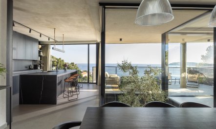 Adriatic Glass 6
