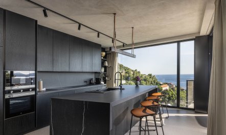 Adriatic Glass 7
