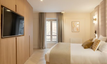 Haussmannian Paris 9