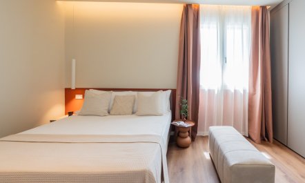 Lombardy Light 8