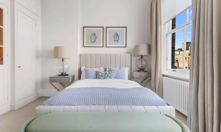 Cadogan & Clover 6