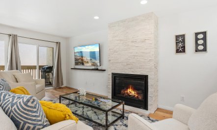 The Bluff House 5