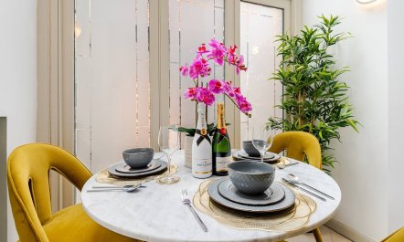 Elegant Townhouse 5