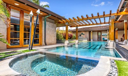 Kailua Glass 3