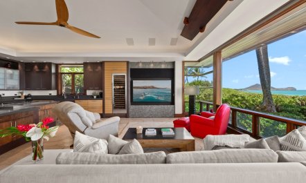 Kailua Glass 8