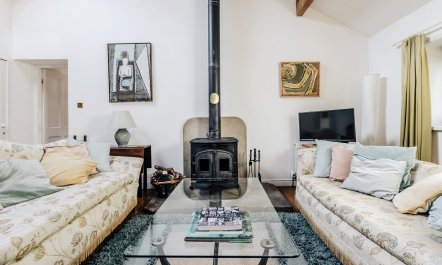 Tyas Cottage 2