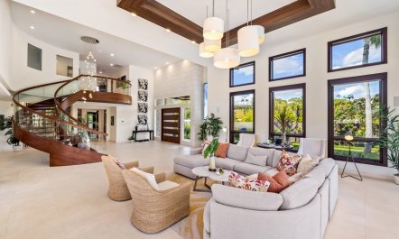 Kahala After Dark 8