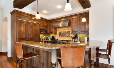 Silver & Timber 8