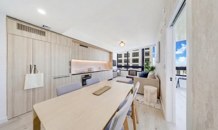Twenty-Five Skyline 7