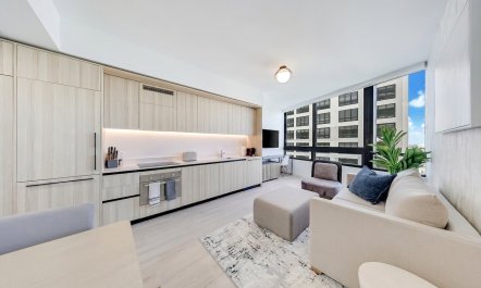 Twenty-Five Skyline 3