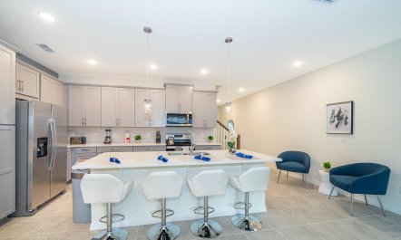 Family Adventure Base 5