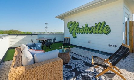 Neon Above Nashville 1