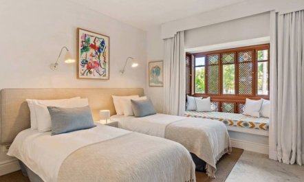 Golden Mile Siesta 8