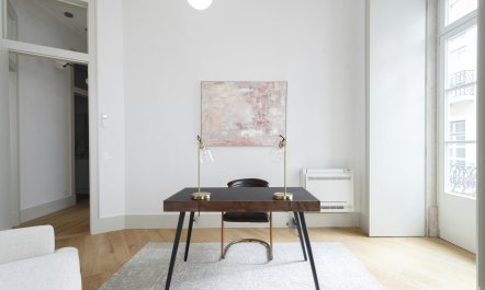 The Lisbon Pause 1