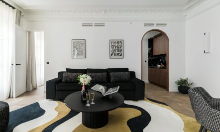 Louvre Royale 3