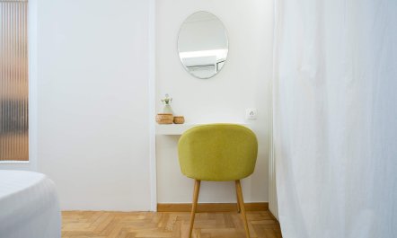 Koukaki Cosy 9