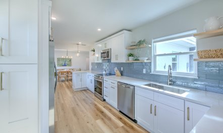 Gentle Palms 8