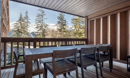 Pines & Piste 1