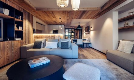 Pines & Piste