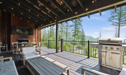 Peaks Retreat 1