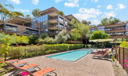 Camelview Glass 1