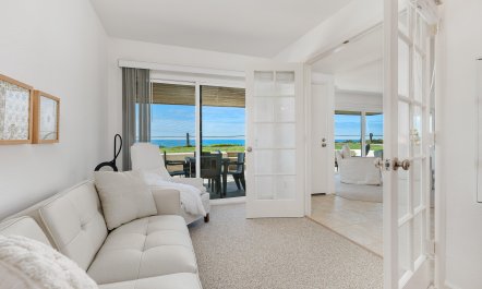 Beach & Breezes 2