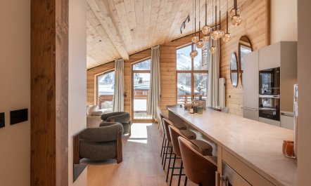 Cedar & Peaks 9