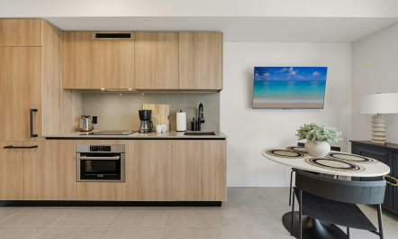 Miami Sleek 5