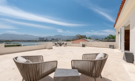 Pacific & Marina 9