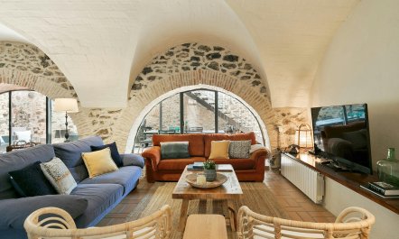Stone & Saffron