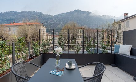 Loft Above Como 6