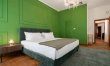 Canalside Retreat 8